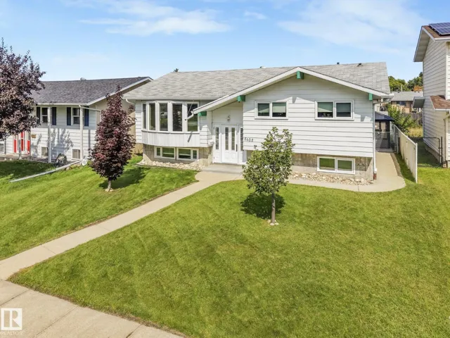 8608 152A AV NW, Edmonton, Alberta T5E3B2