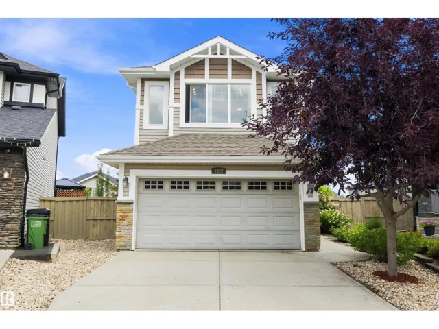3922 AGAR CO SW, Edmonton, Alberta T6W2G3