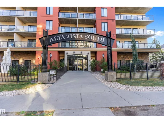 #702 10303 111 ST NW, Edmonton, Alberta T5K0C6