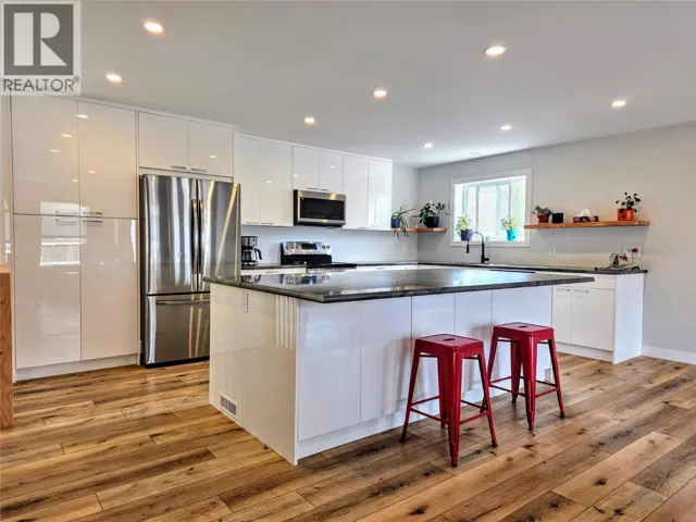 1313 13th Avenue, Invermere, British Columbia V0A1K4