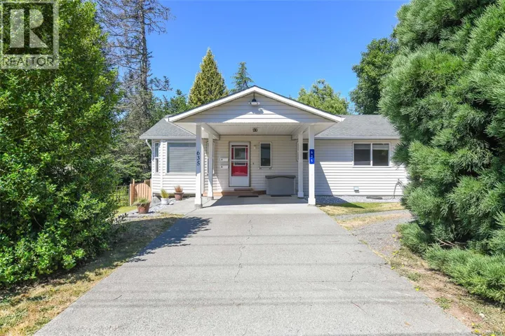 635 Pritchard Rd, Comox, British Columbia V9M3J1