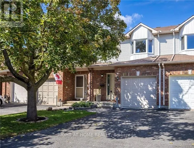 21 GRENADIER WAY, Ottawa, Ontario K2J4L3