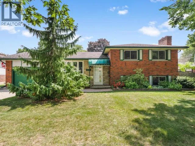5830 Canada, LaSalle, Ontario N9H1M3