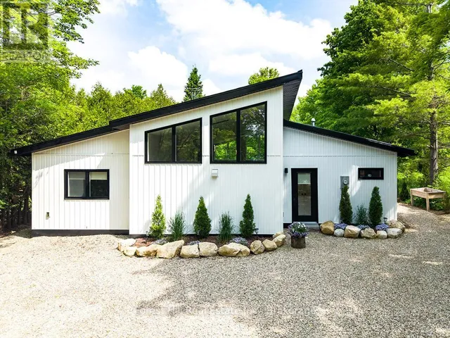 149 SIR WILLIAM'S LANE, Grey Highlands, Ontario N0C1E0