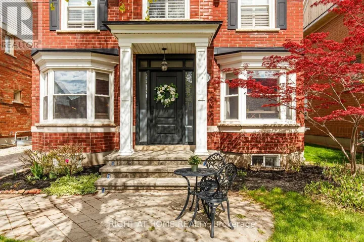 241 LEXINGTON ROAD, Oakville (RO River Oaks), Ontario L6H6L5
