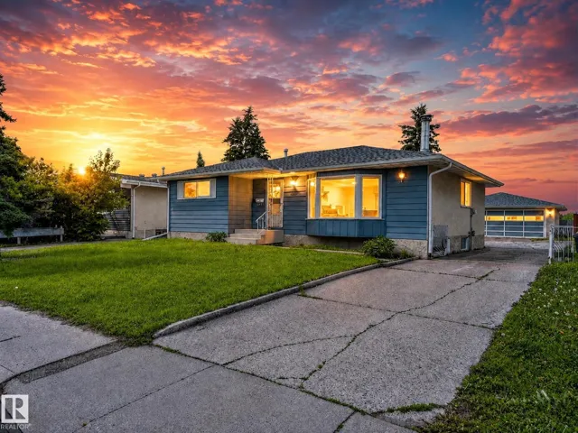 11616 158 AV NW, Edmonton, Alberta T5X2K4