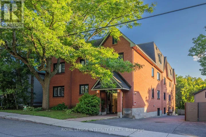 103 - 222 RUSSELL AVENUE, Ottawa, Ontario K1N7X5