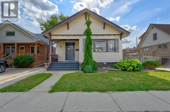 849 LAWRENCE ROAD, Windsor, Ontario N8Y3Z6