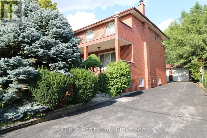 9 BENALTO ROAD, Toronto (Yorkdale-Glen Park), Ontario M6A2R7