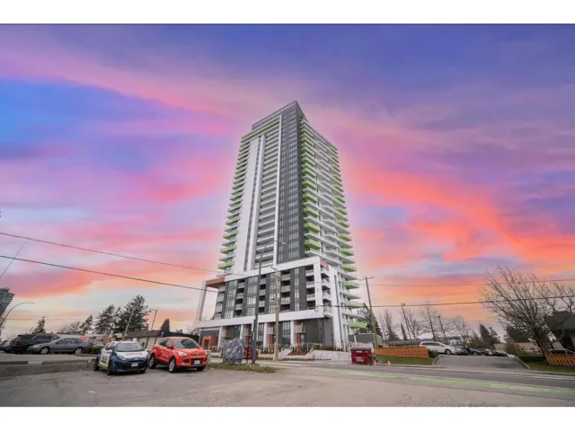 1204 10428 WHALLEY BOULEVARD, Surrey, British Columbia V3T0W2