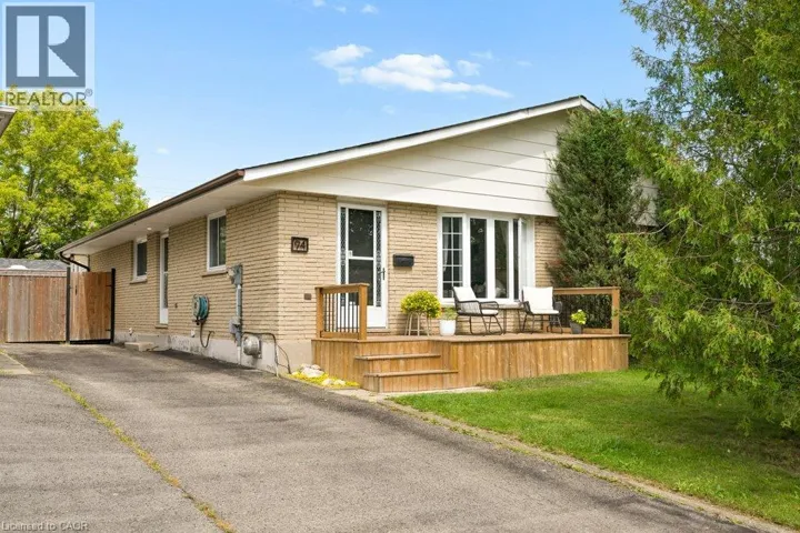 94 MONTEAGLE Crescent, Kitchener, Ontario N2N1N1