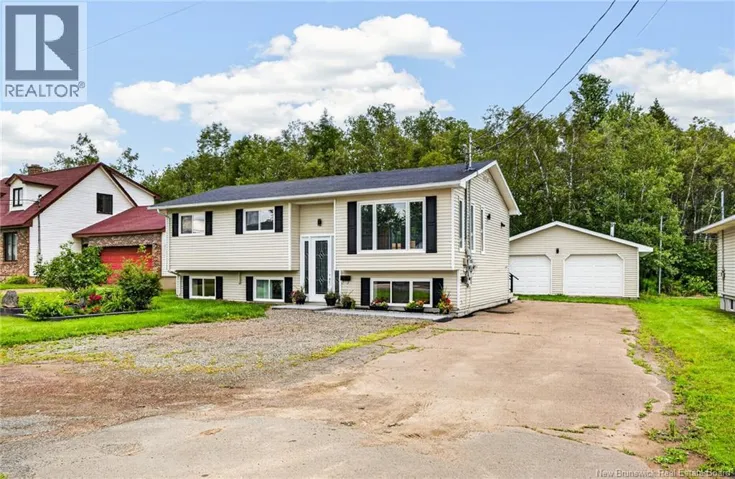 183 Thomas, Dieppe, New Brunswick E1A2C3