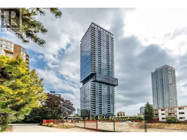 2002 5987 WILSON AVENUE, Burnaby, British Columbia V5H0L7
