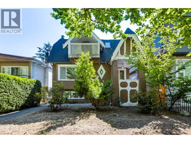 3888 W 15TH AVENUE, Vancouver, British Columbia V6R2Z9