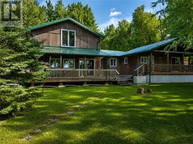27 Peacock Trail, Kagawong, Ontario None