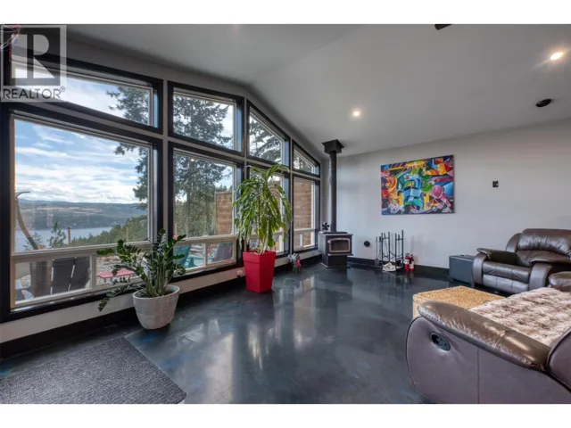 10795 Westshore Road, Vernon, British Columbia V1H2C3