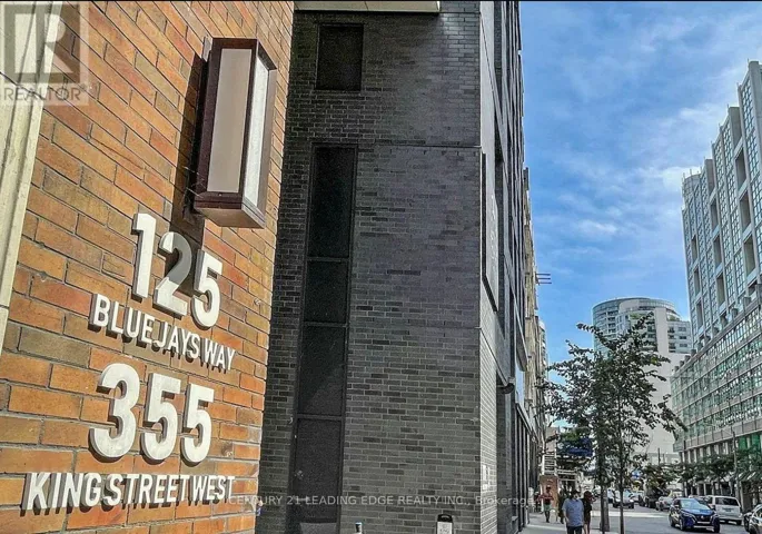 3303 - 125 BLUE JAYS WAY, Toronto (Waterfront Communities), Ontario M5V0N5