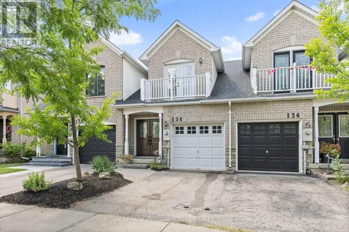 136 DOMINION GARDENS DRIVE, Halton Hills (Georgetown), Ontario L7G6B6