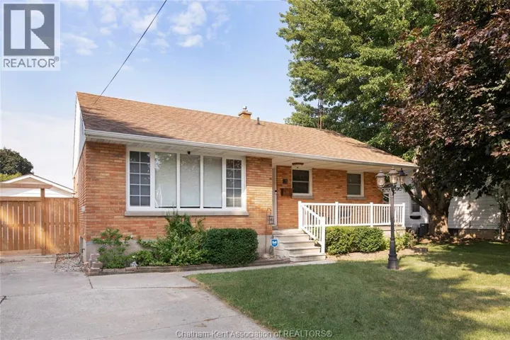 26 Canterbury STREET, Chatham, Ontario N7L3S5