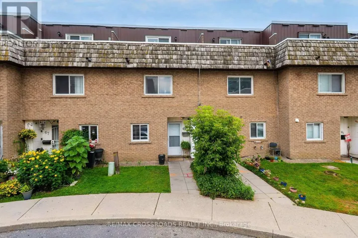 65 - 10 RODDA BOULEVARD, Toronto (West Hill), Ontario M1E2Z6