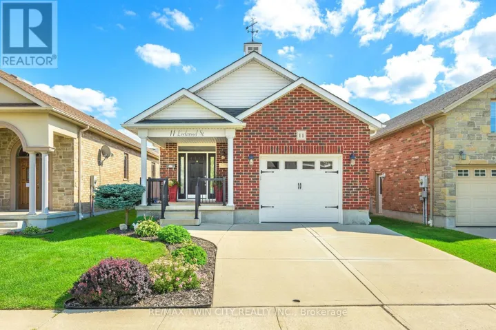 11 LOCKWOOD STREET, Cambridge, Ontario N1P0A5