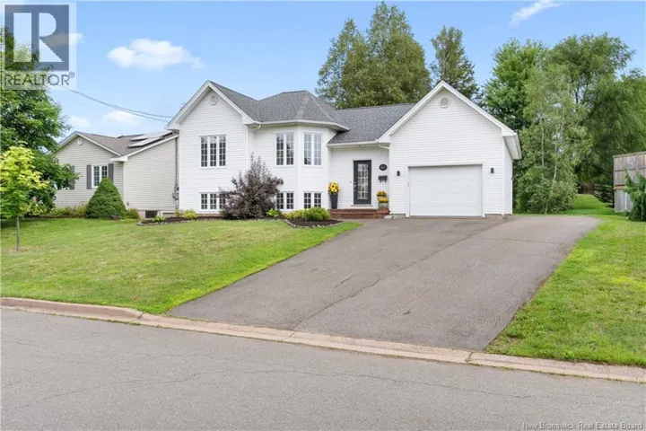 941 Barachois, Dieppe, New Brunswick E1A6X5