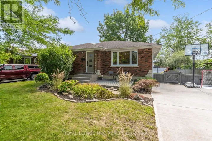 5 GOLDSMITH AVENUE, St. Catharines (Bunting/Linwell), Ontario L2M2V7