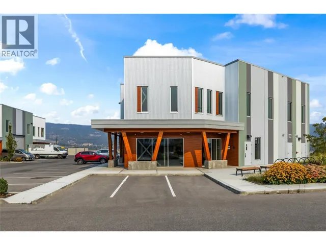 2175 Optic Court Unit# 301, Kelowna, British Columbia V1V2K5