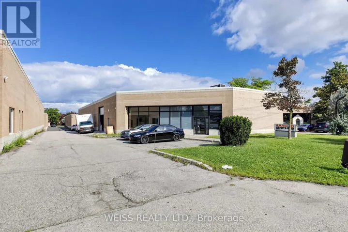 1581 COURTNEYPARK DRIVE E, Mississauga (Northeast), Ontario L5T1V9
