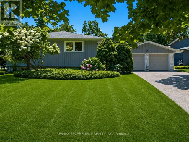 1320 GATEHOUSE DRIVE, Mississauga (Clarkson), Ontario L5H1A5