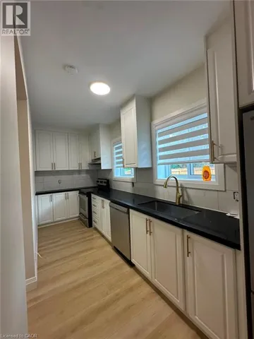 413 CONCESSION Street Unit# Main, Hamilton, Ontario L9A1B8