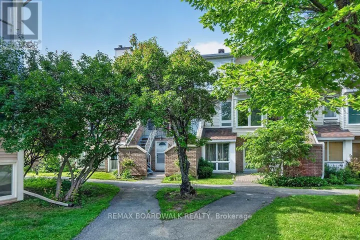 24B SHEHYN LANE, Ottawa, Ontario K2G4Y5