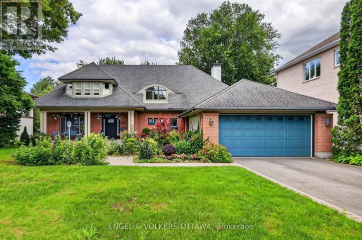 13 CHINOOK CRESCENT, Ottawa, Ontario K2H7C9