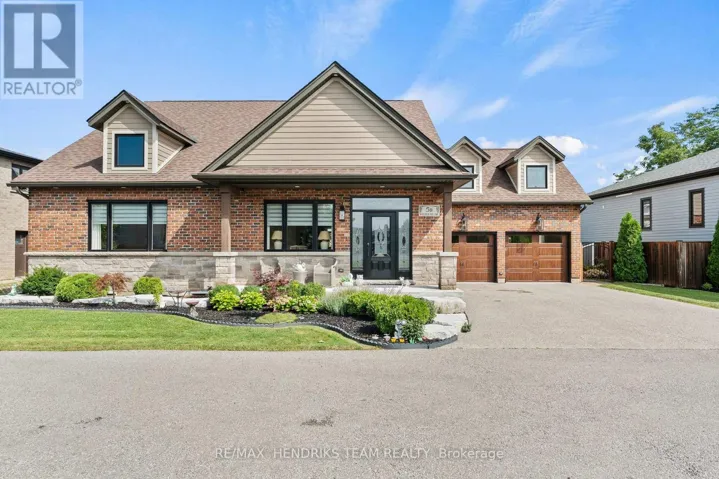 5B WILHOLME DRIVE, St. Catharines (Grapeview), Ontario L2W1B9