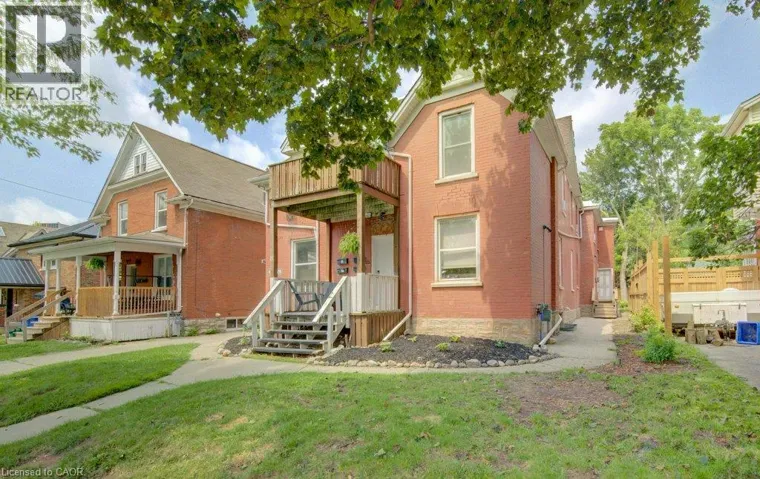 14-20 BRUBACHER Street Unit# 14, Kitchener, Ontario N2H2V9