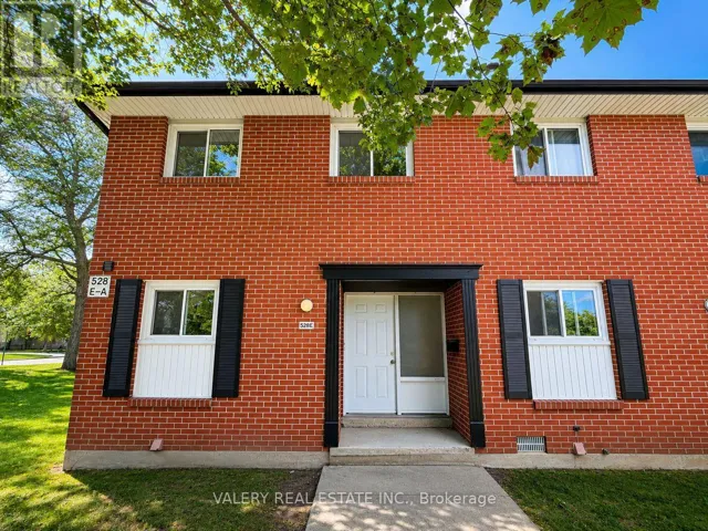 E - 528 SUNNYDALE PLACE, Waterloo, Ontario N2L4T1