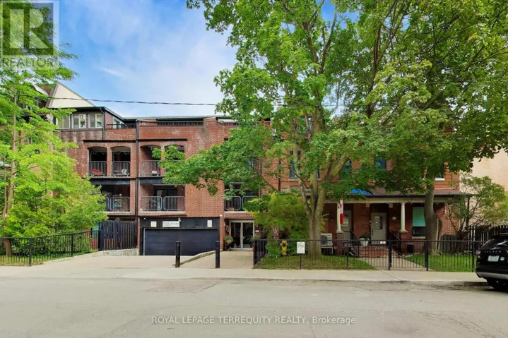 15 - 17 PEMBROKE STREET, Toronto (Moss Park), Ontario M5A2N6