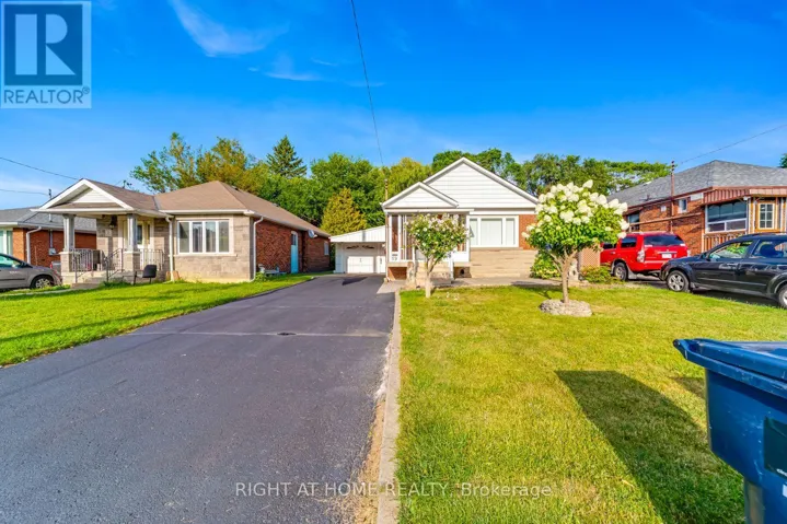 19 MARTORINO DRIVE, Toronto (Kennedy Park), Ontario M1K2J1