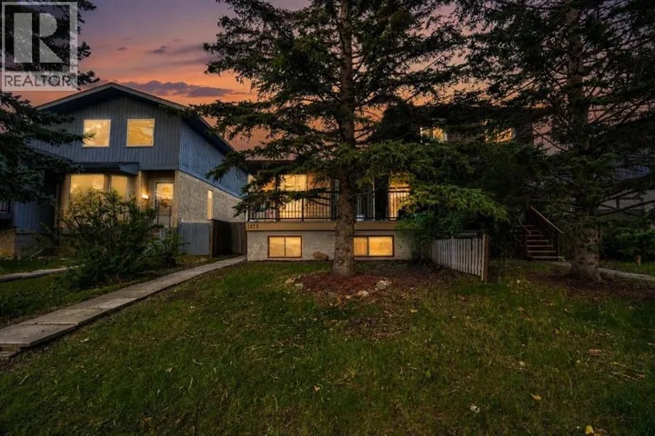 3429 Cedarille Drive SW, Calgary, Alberta T2W3J3