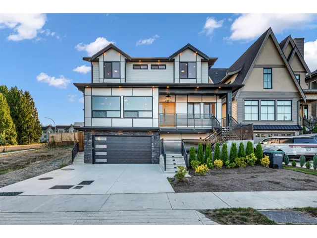 6911 205 STREET, Langley, British Columbia V2Y1R2