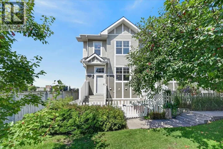 3146 New Brighton Gardens SE, Calgary, Alberta T2Z0A8