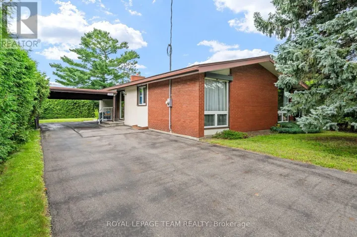 1380 MARCHAND STREET, Ottawa, Ontario K1B3N8
