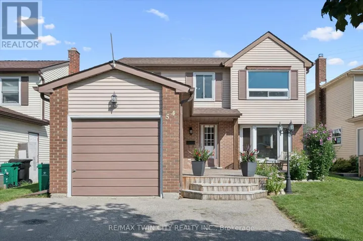 54 ROYAL ORCHARD PLACE, Kitchener, Ontario N2N1Z6