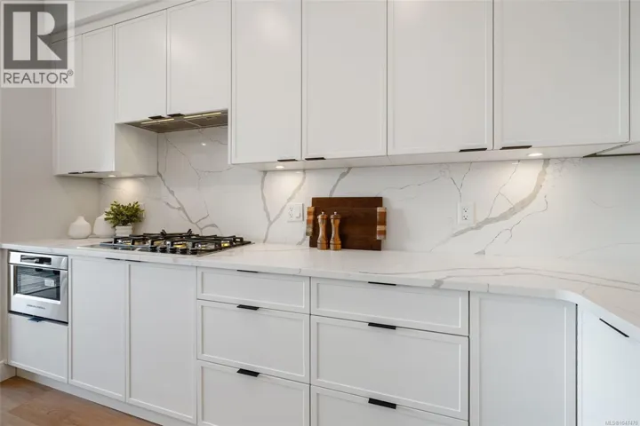 209 1810 Selenite Pl, Langford, British Columbia V9B7E2