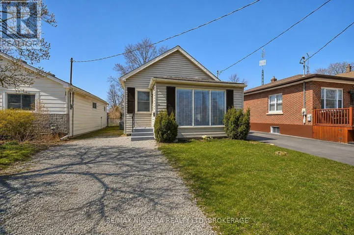 44 CHURCHILL STREET, St. Catharines (Western Hill), Ontario L2S2P5