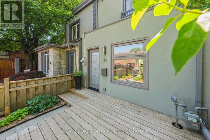 44 LOGAN AVENUE, Toronto (South Riverdale), Ontario M4M2M8