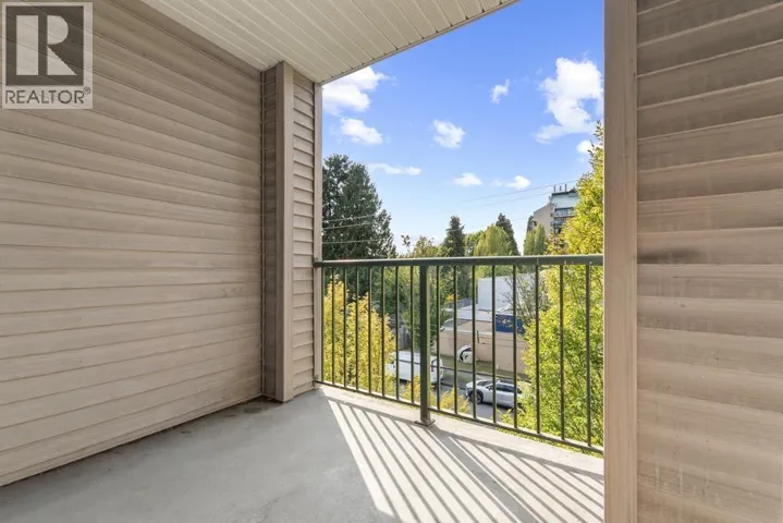 203 5625 SENLAC STREET, Vancouver, British Columbia V5R6G8