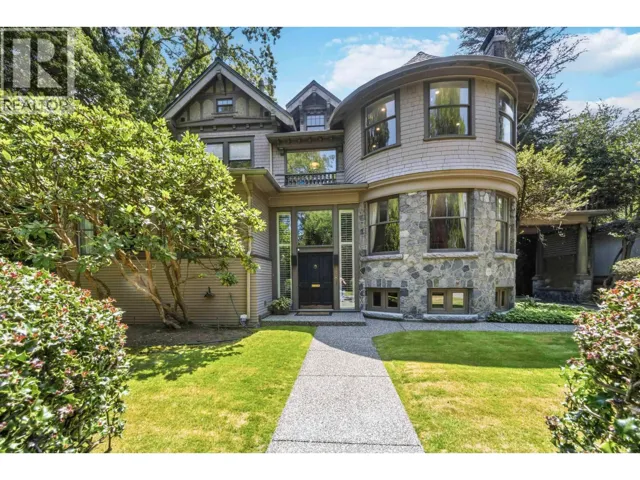 1188 LAURIER AVENUE, Vancouver, British Columbia V6H1Y5