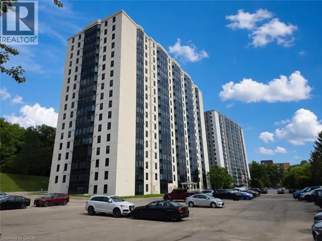 35 GREEN VALLEY Drive Unit# 1511, Kitchener, Ontario N2P2A5