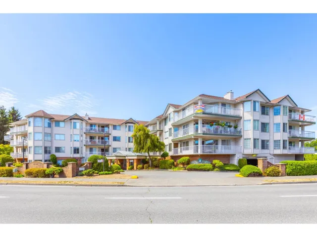 205 5363 206 STREET, Langley, British Columbia V3A2C5